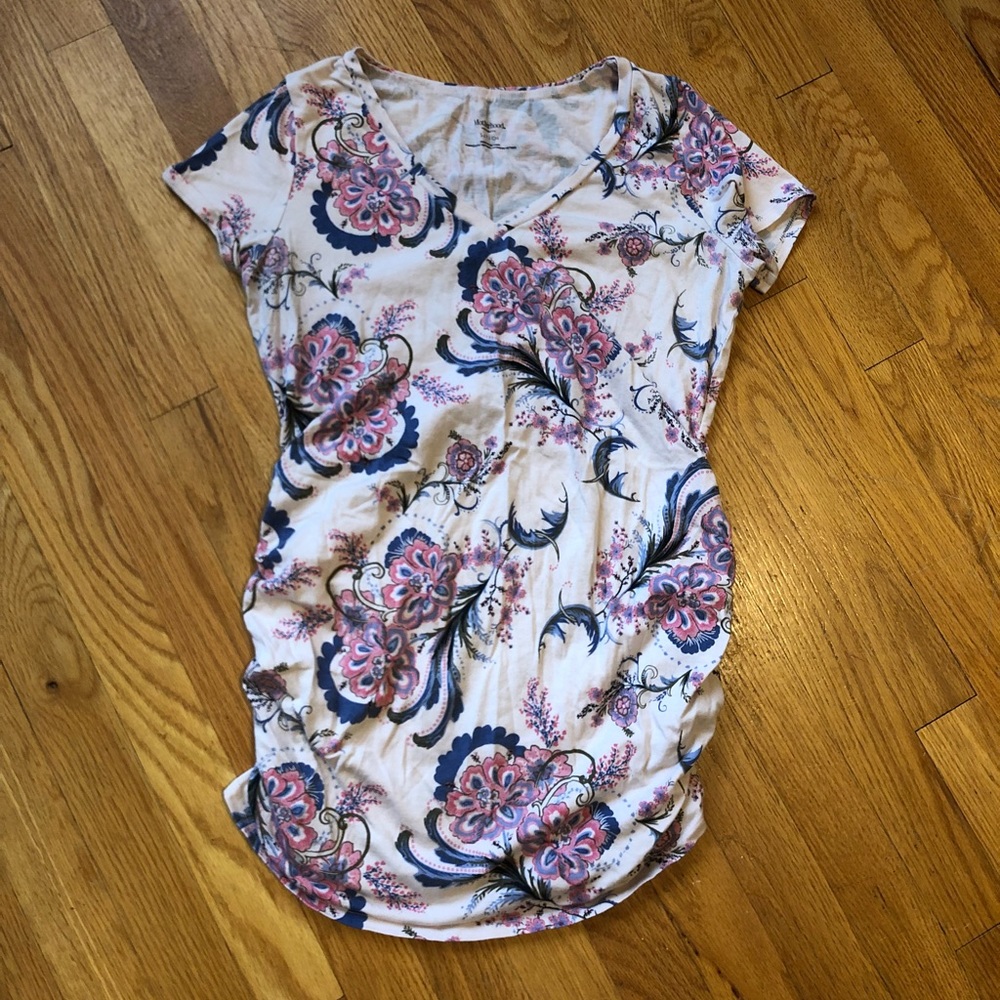 Maternity tee